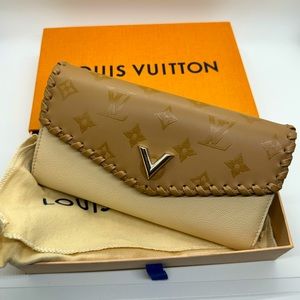 💥LIKE NEW💥 Louis Vuitton Portefeuille Very Wallet